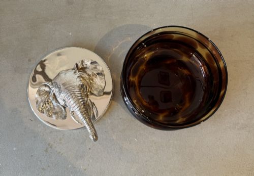 FAUX TORTOISESHELL BOWL WITH ELEPHANT LID - ADDITIONAL PHOTO 4