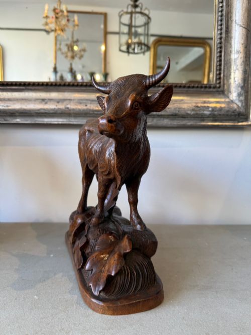 LARGE BLACK FOREST PAIR BULL AND COW - ADDITIONAL PHOTO 3