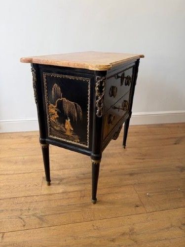 PAIR OF CHINOISERIE LACQUERED CHESTS - ADDITIONAL PHOTO 3
