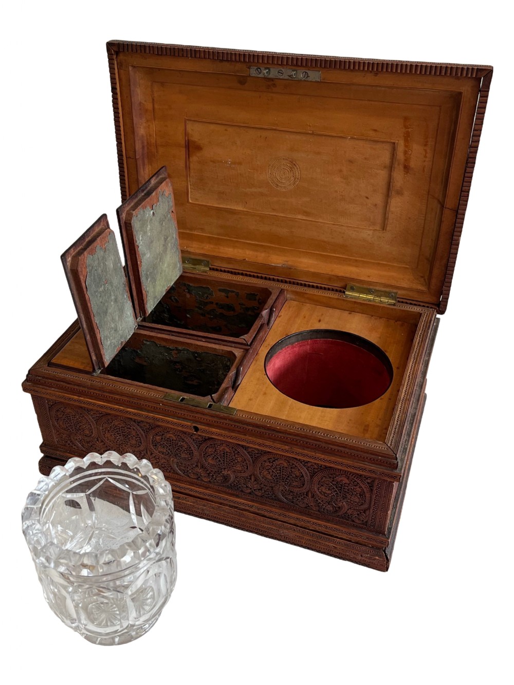 Indian sandalwood tea caddy  View IV