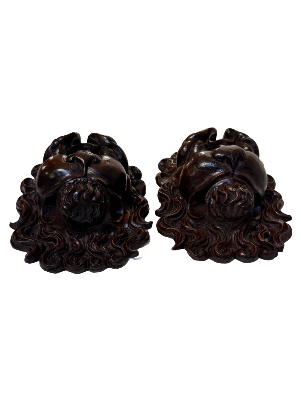 18th Century carved lion faces View V