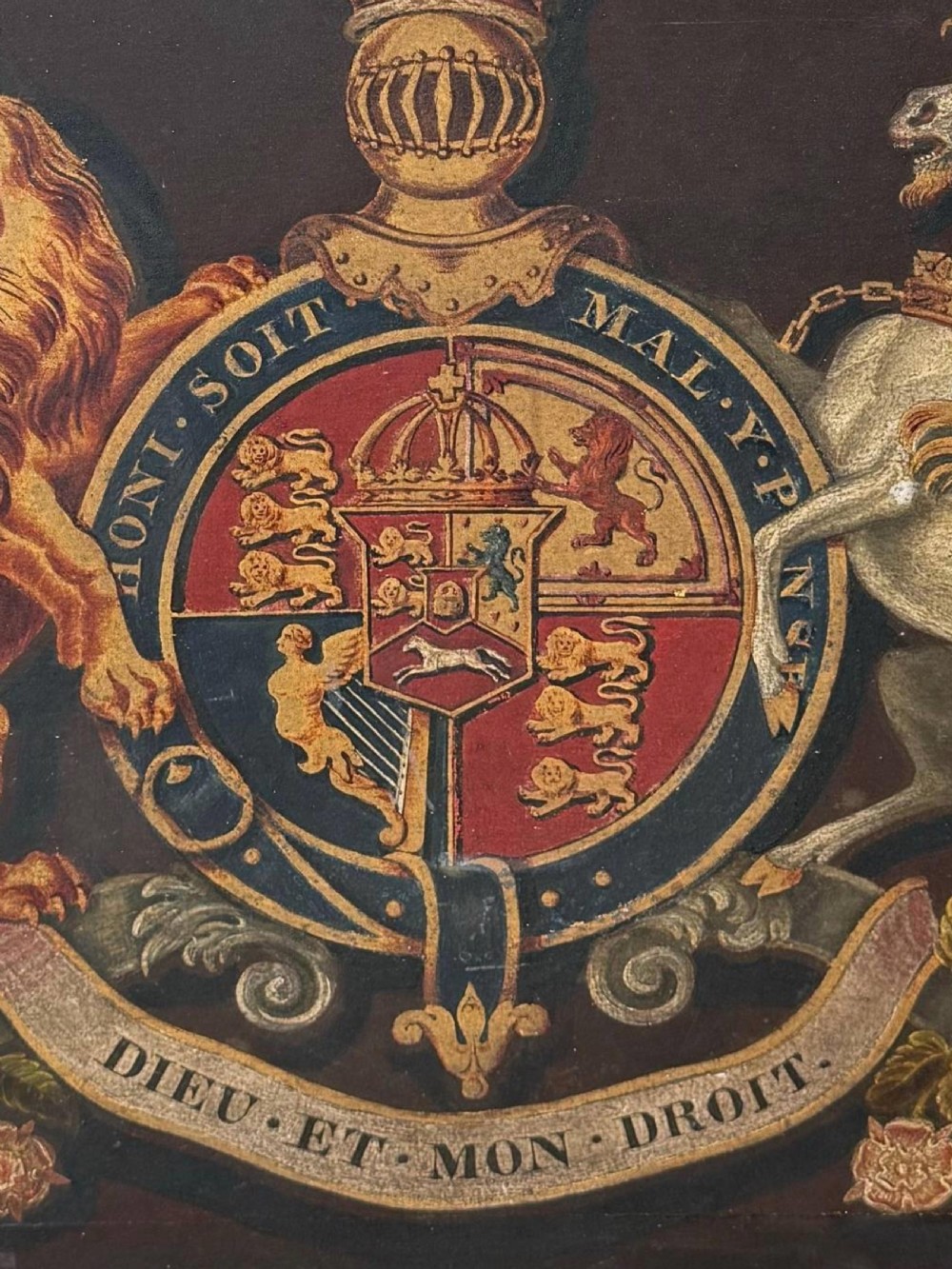 Early 19th century British crest View IV