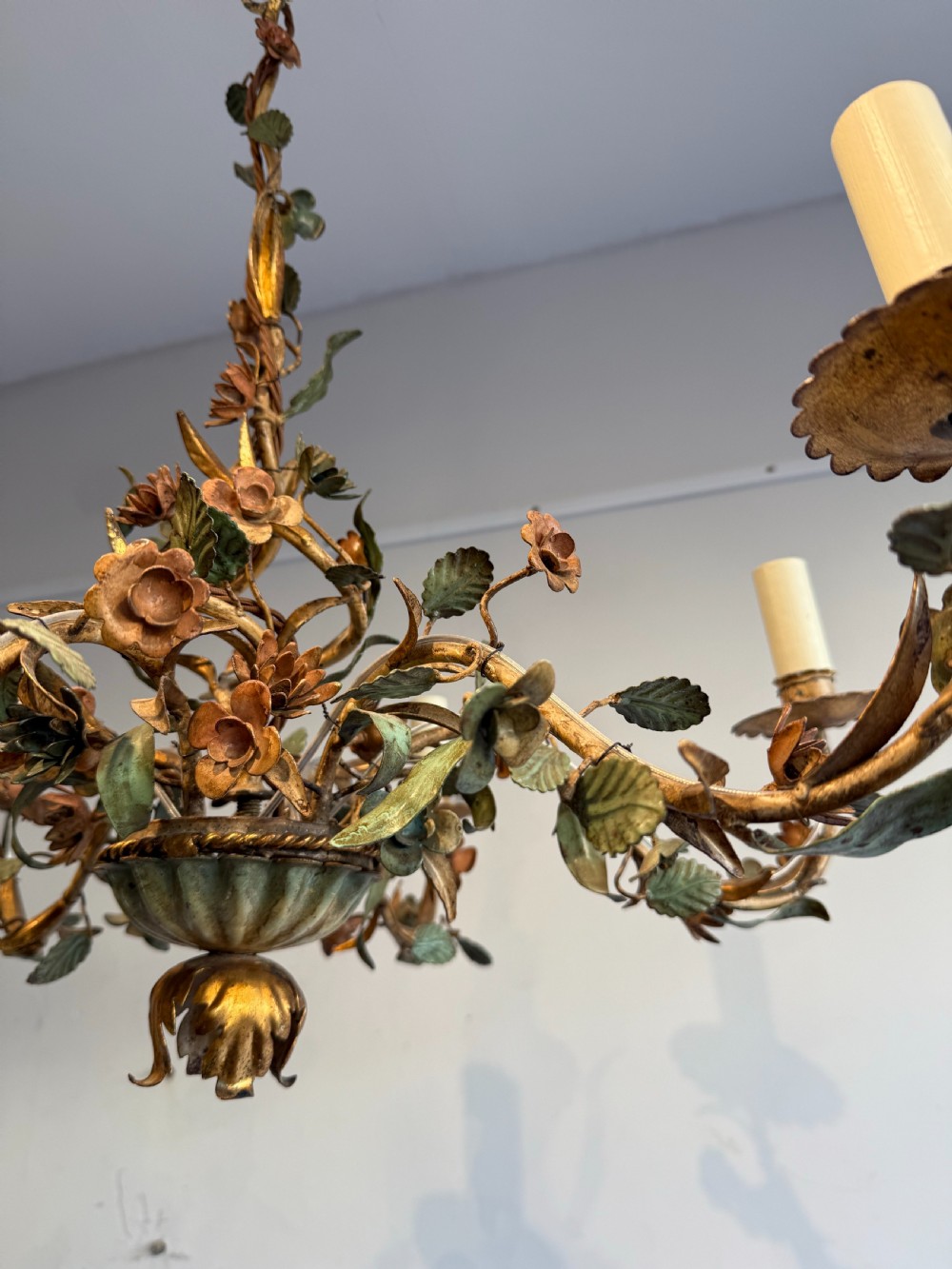 Tole flower chandelier View VII