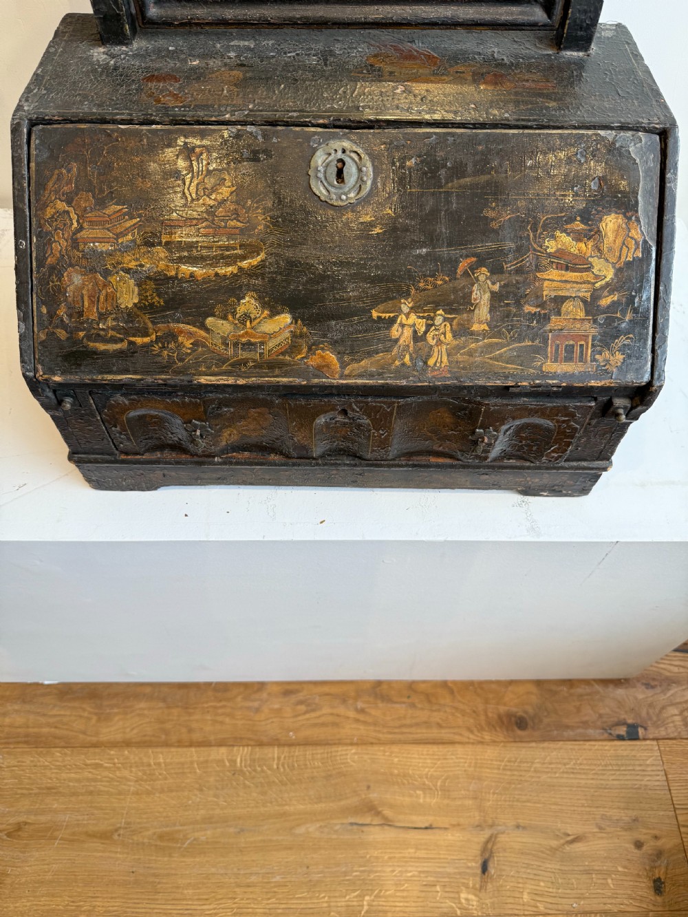 English chinoiserie japanned toilet mirror  View VI