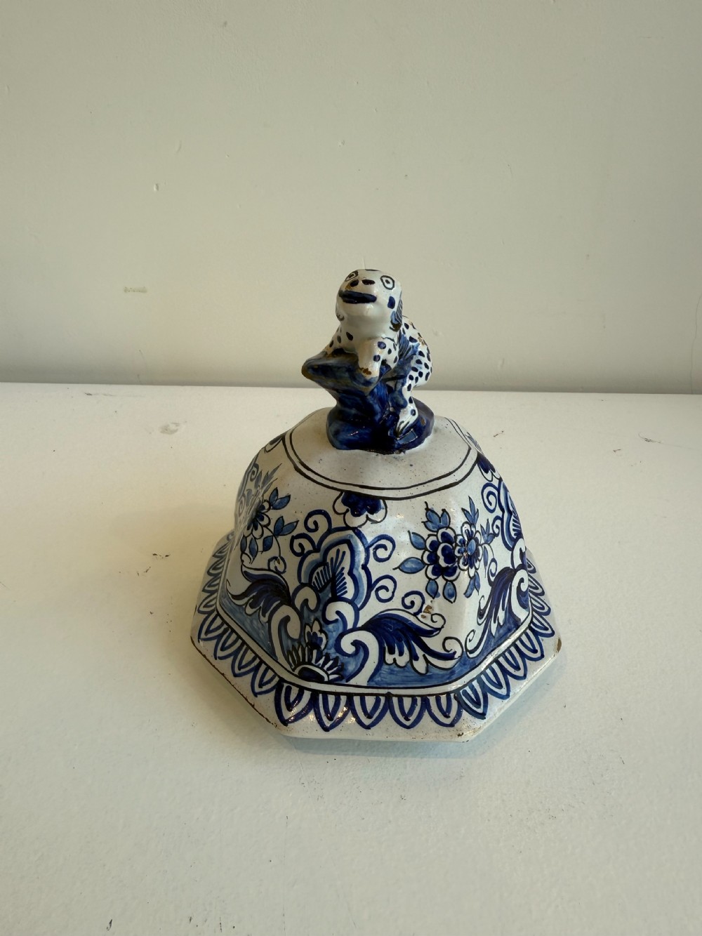 Delft vases with covers  View III