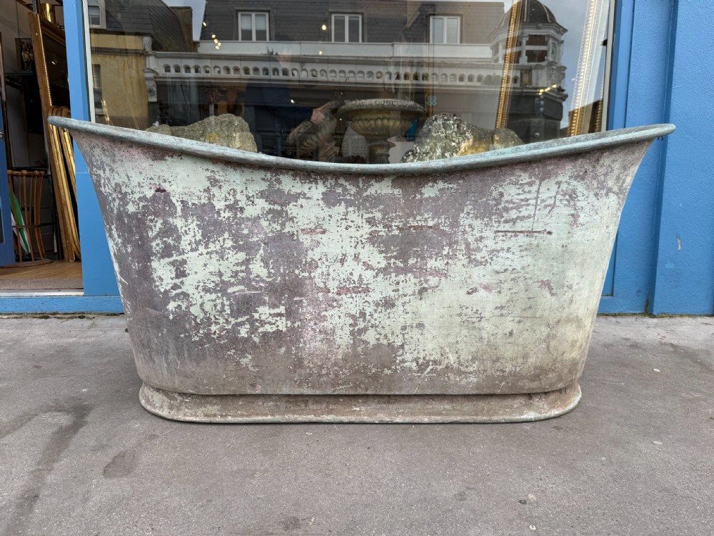 Double ended copper bath / planter