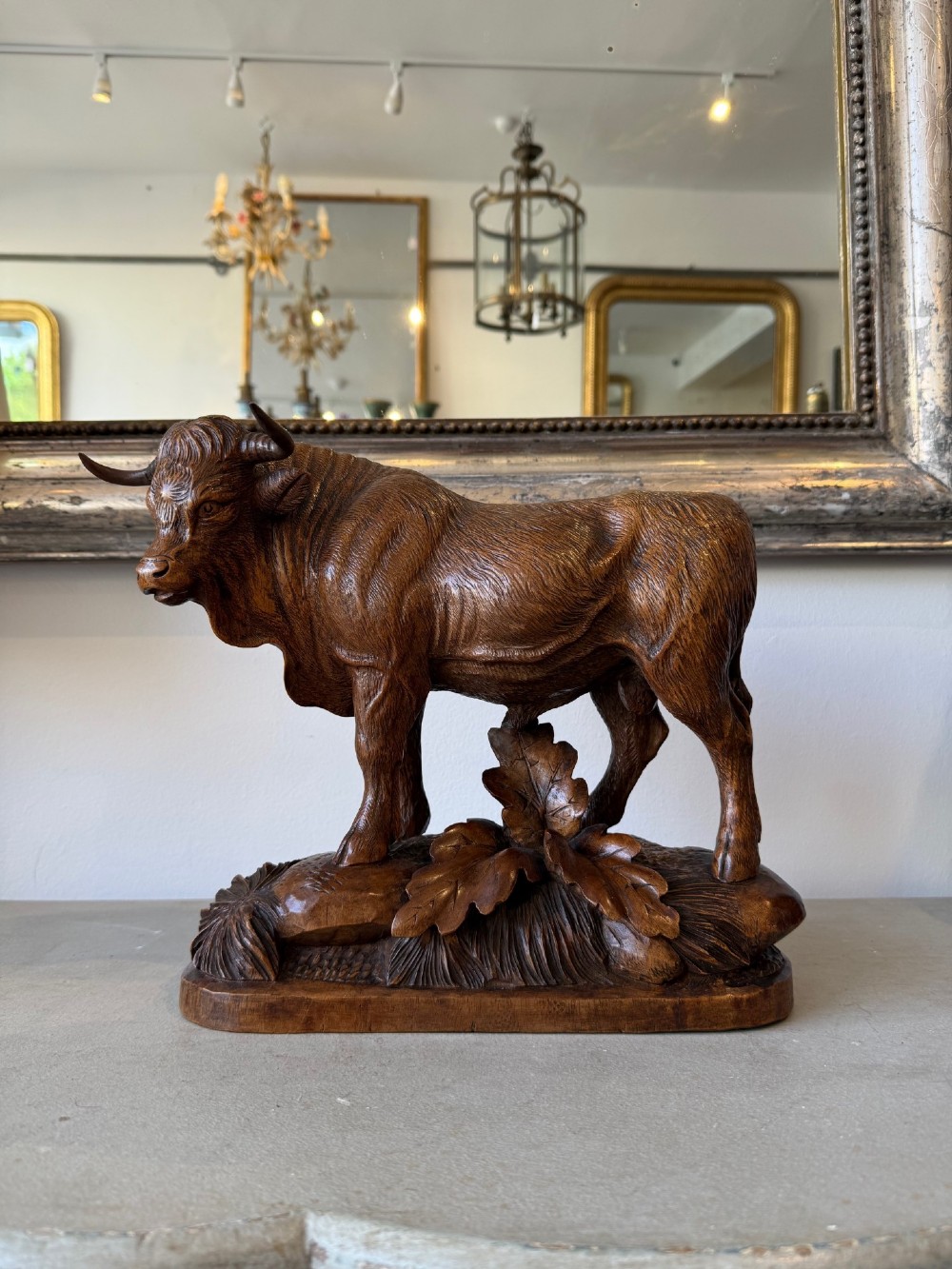 Large black forest pair - bull and cow View VII