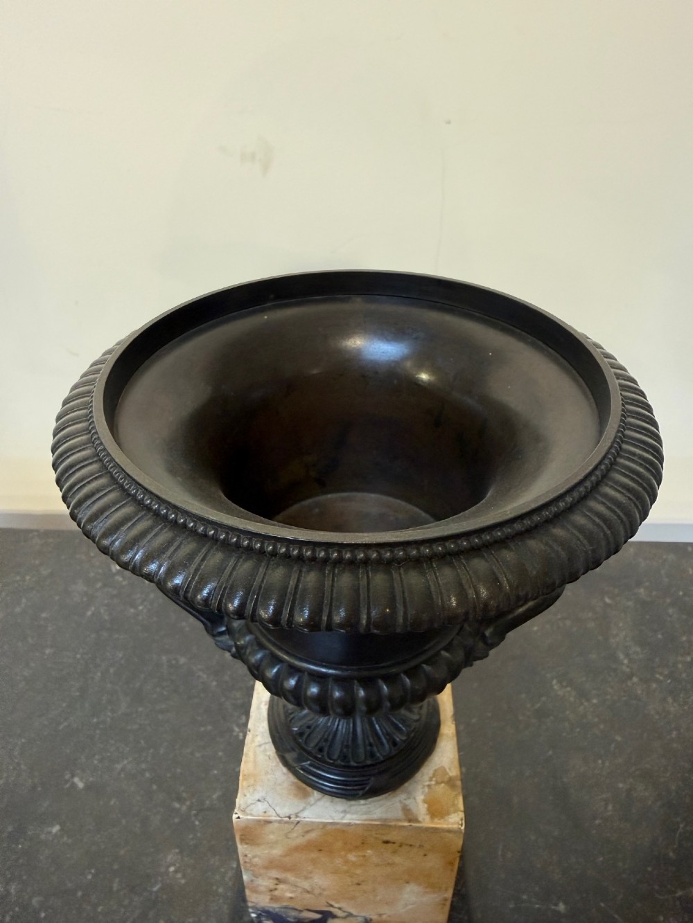 Pair of French empire urns View IV