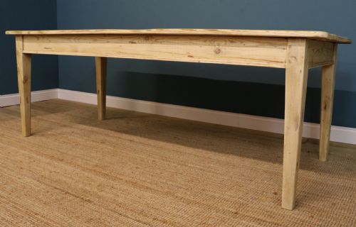 20TH CENTURY FRENCH BLEACHED PINE DINING TABLE