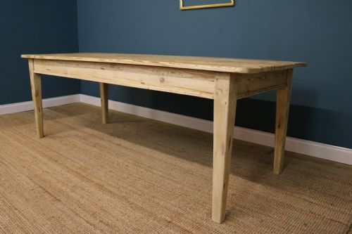 20TH CENTURY FRENCH BLEACHED PINE DINING TABLE - ADDITIONAL PHOTO 2