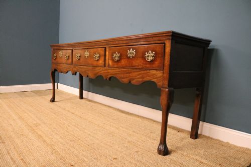 18TH CENTURY OAK AND ELM DRESSER BASE - ADDITIONAL PHOTO 3