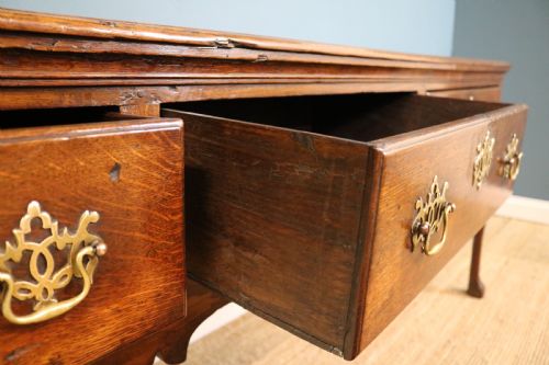 18TH CENTURY OAK AND ELM DRESSER BASE - ADDITIONAL PHOTO 10