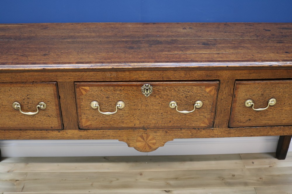 Mid-18th century dresser base View VII