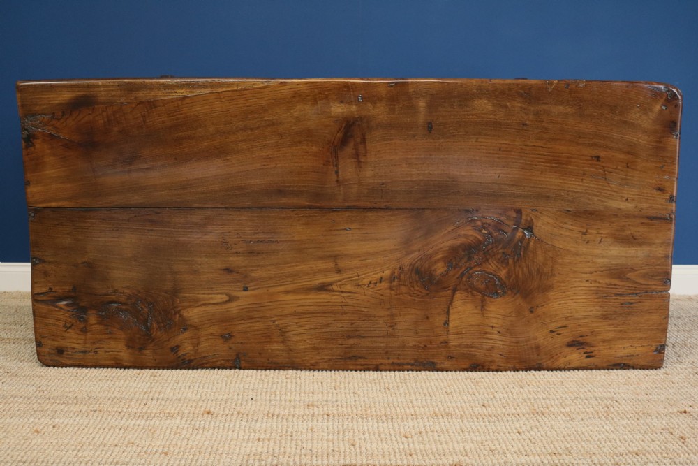 Spanish Elm Table View XI