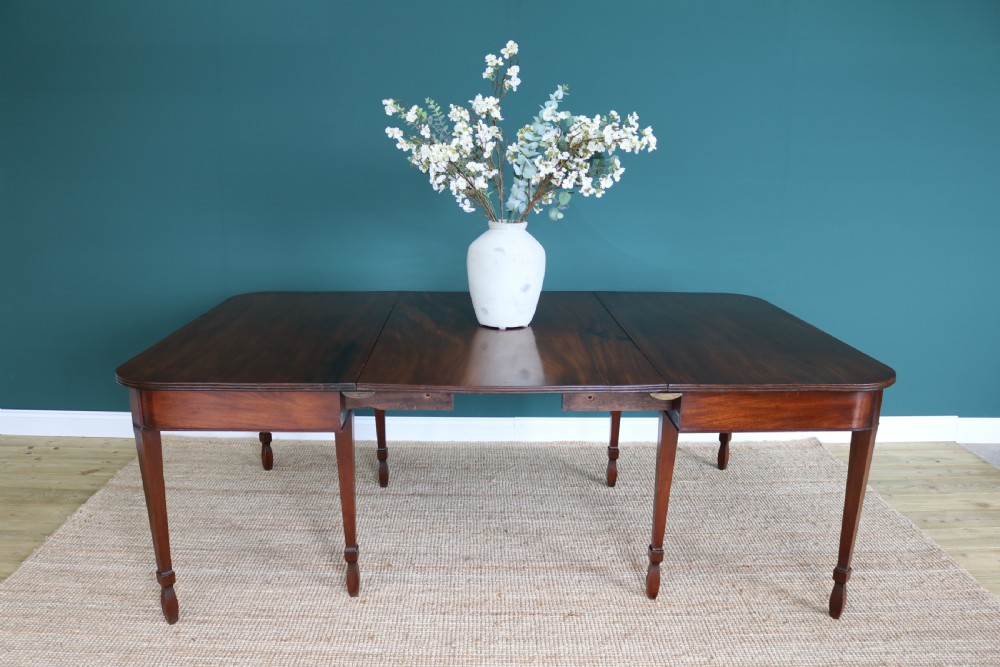19th Century  dining table View VIII