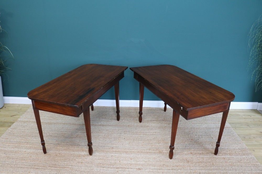 19th Century  dining table View XI
