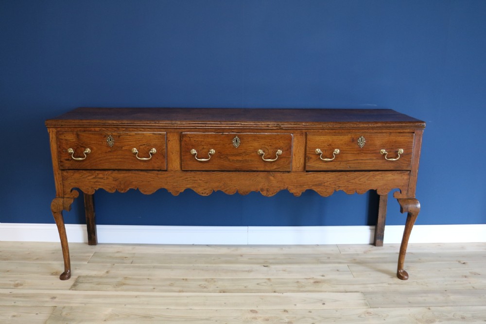18th Century English Oak Dresser Base View III
