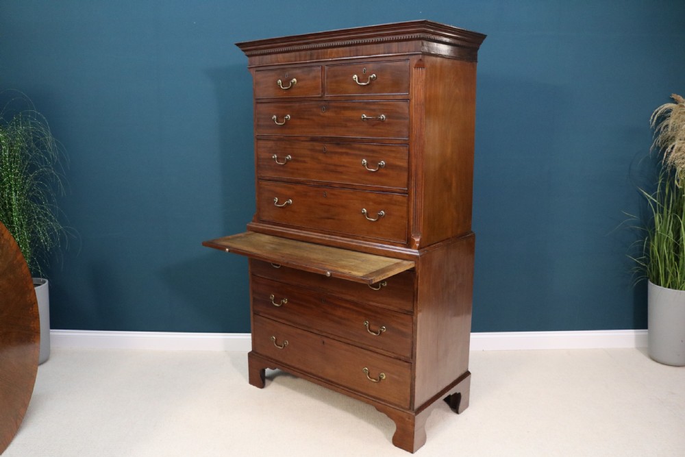 19th-century Mahogany Chest-on-chest