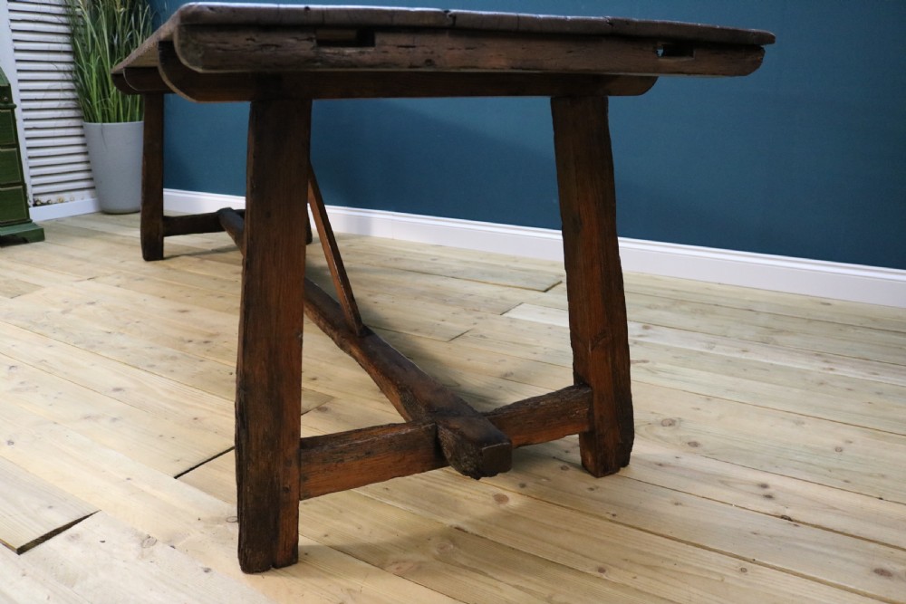 large 19th century pitch pine  dining table View V