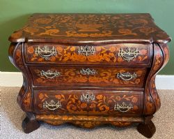A QUALITY MARQUETRY INLAID 19TH CENTURY DUTCH CHEST