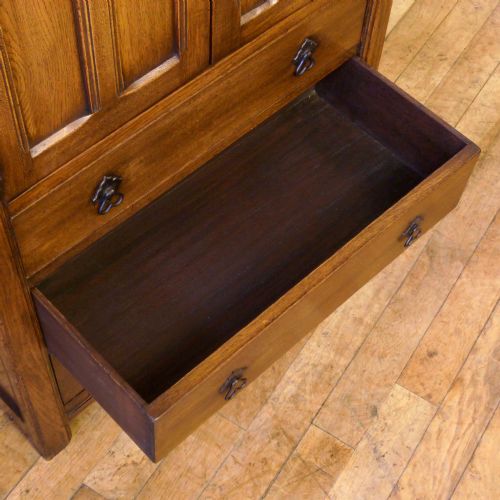 OAK TALLBOY CUPBOARD - ADDITIONAL PHOTO 5