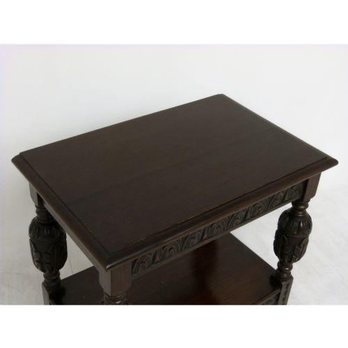 ELIZABETHAN STYLE OAK OCCASIONAL TABLE - ADDITIONAL PHOTO 2