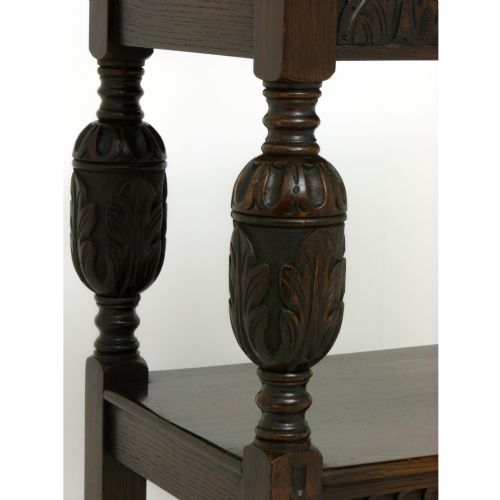ELIZABETHAN STYLE OAK OCCASIONAL TABLE - ADDITIONAL PHOTO 3