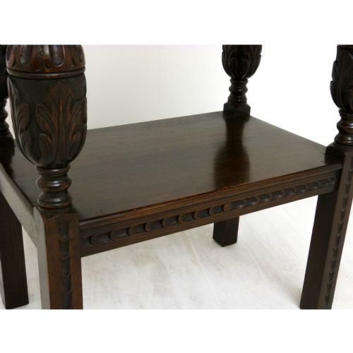 ELIZABETHAN STYLE OAK OCCASIONAL TABLE - ADDITIONAL PHOTO 6