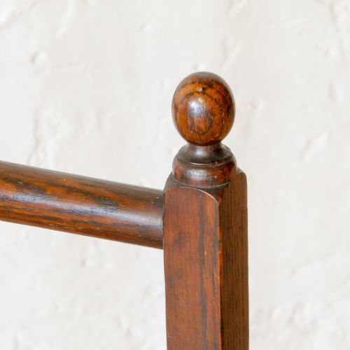 SMALL OAK FOLDING TABLE - ADDITIONAL PHOTO 8