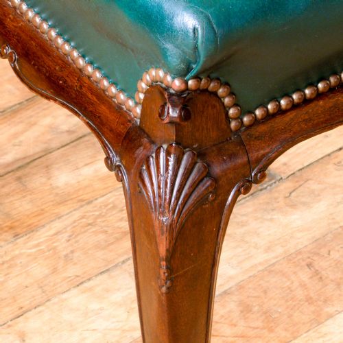 PAIR OF MAHOGANY SIDE CHAIRS - ADDITIONAL PHOTO 3