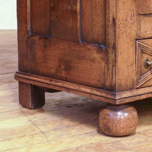 JACOBEAN STYLE OAK DRESSER - ADDITIONAL PHOTO 1