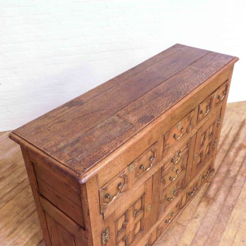 JACOBEAN STYLE OAK DRESSER - ADDITIONAL PHOTO 4
