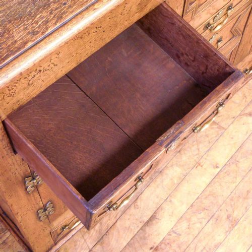 JACOBEAN STYLE OAK DRESSER - ADDITIONAL PHOTO 7