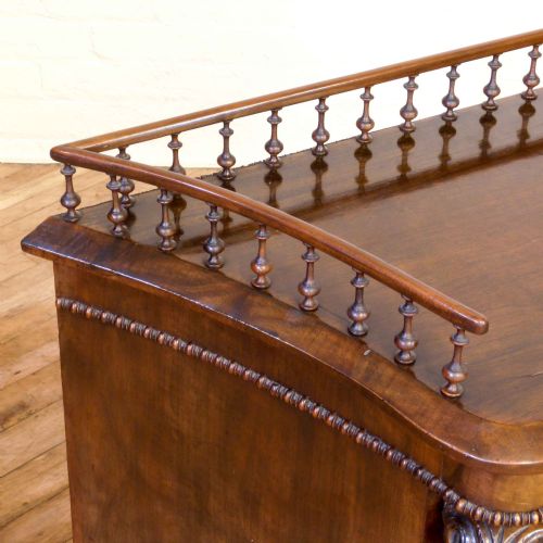 FINE VICTORIAN WALNUT CREDENZA - ADDITIONAL PHOTO 4