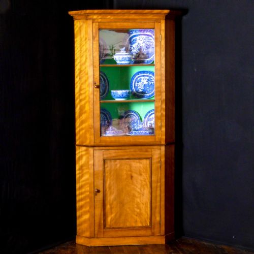 VICTORIAN BIRCH CORNER CUPBOARD - ADDITIONAL PHOTO 4