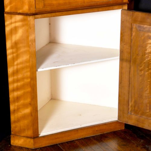 VICTORIAN BIRCH CORNER CUPBOARD - ADDITIONAL PHOTO 6