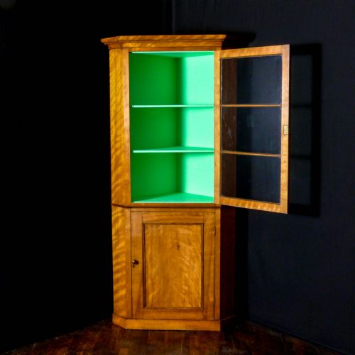VICTORIAN BIRCH CORNER CUPBOARD - ADDITIONAL PHOTO 9