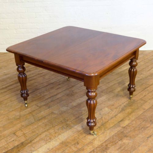 VICTORIAN MAHOGANY EXTENDING TABLE - ADDITIONAL PHOTO 2