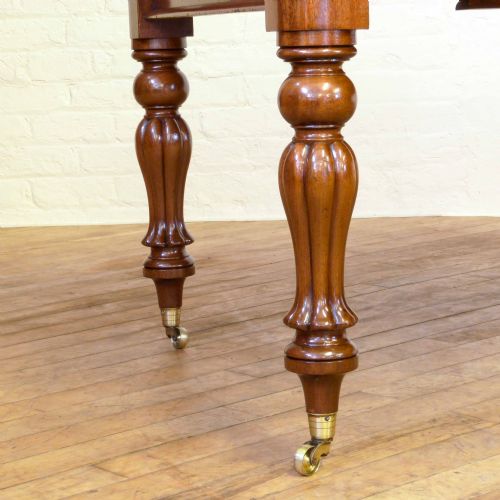 VICTORIAN MAHOGANY EXTENDING TABLE - ADDITIONAL PHOTO 3