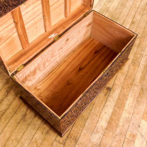 CARVED CAMPHOR WOOD TRUNK - ADDITIONAL PHOTO 4