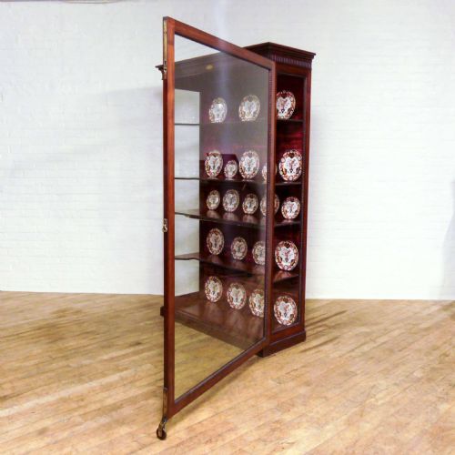FINE VICTORIAN MAHOGANY SHOWROOM CABINET - ADDITIONAL PHOTO 2