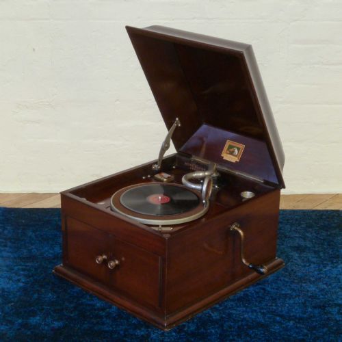 TABLE TOP HIS MASTERS VOICE GRAMOPHONE - ADDITIONAL PHOTO 4