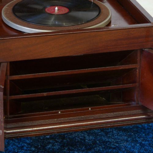 TABLE TOP HIS MASTERS VOICE GRAMOPHONE - ADDITIONAL PHOTO 7