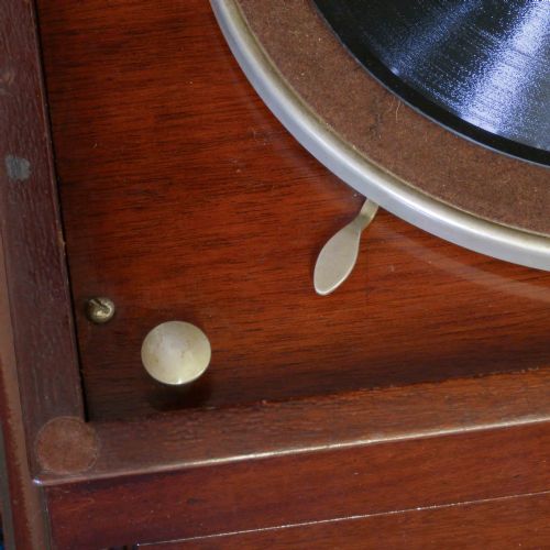 TABLE TOP HIS MASTERS VOICE GRAMOPHONE - ADDITIONAL PHOTO 12