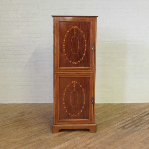 INLAID TWODOOR CUPBOARD - ADDITIONAL PHOTO 2