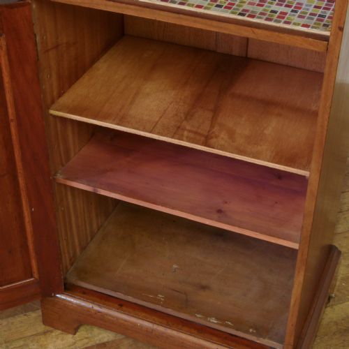 INLAID TWODOOR CUPBOARD - ADDITIONAL PHOTO 4