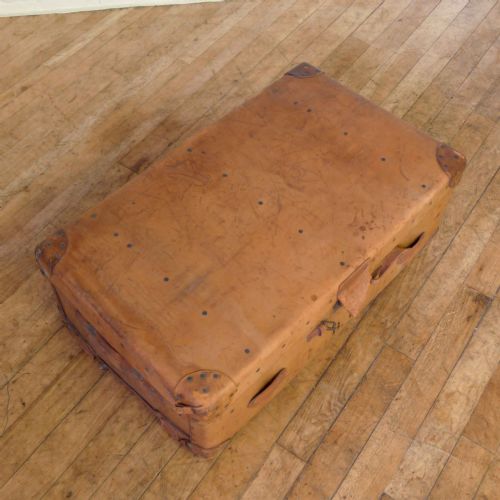 LEATHER TRUNK - ADDITIONAL PHOTO 4