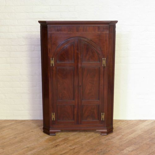 GEORGIAN MAHOGANY CORNER CUPBOARD - ADDITIONAL PHOTO 3