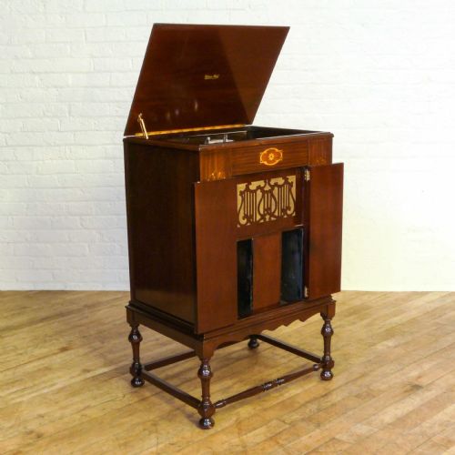 art deco windup gramophone - CATEGORY: ANTIQUE MISCELLANEOUS - DATED 1930