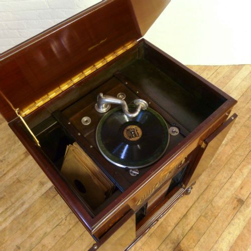 ART DECO WINDUP GRAMOPHONE - ADDITIONAL PHOTO 6